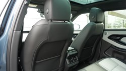 2025 (75) LAND ROVER RANGE ROVER EVOQUE 1.5 P270e Edition 5dr Auto 5285716