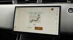 2025 (75) LAND ROVER RANGE ROVER EVOQUE 1.5 P270e Edition 5dr Auto 5285701