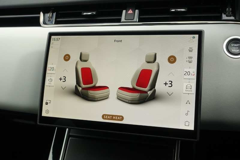 2025 (75) LAND ROVER RANGE ROVER EVOQUE 1.5 P270e Edition 5dr Auto 5285700