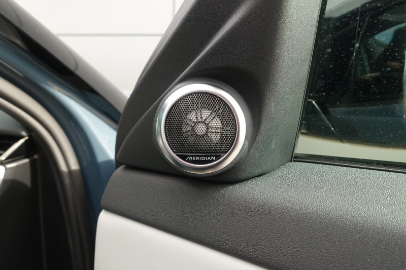 2025 (75) LAND ROVER RANGE ROVER EVOQUE 1.5 P270e Edition 5dr Auto 5285710