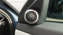 2025 (75) LAND ROVER RANGE ROVER EVOQUE 1.5 P270e Edition 5dr Auto 5285710