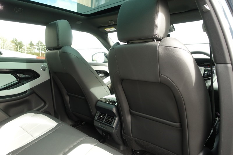 2025 (75) LAND ROVER RANGE ROVER EVOQUE 1.5 P270e Edition 5dr Auto 5285712