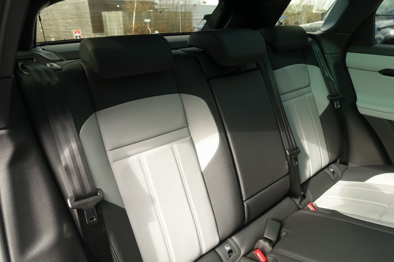 2025 (75) LAND ROVER RANGE ROVER EVOQUE 1.5 P270e Edition 5dr Auto 5285713