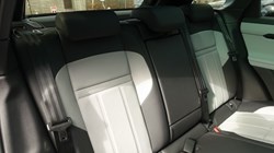 2025 (75) LAND ROVER RANGE ROVER EVOQUE 1.5 P270e Edition 5dr Auto 5285713