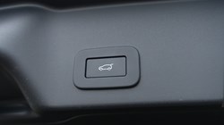 2023 (23) LAND ROVER RANGE ROVER EVOQUE 2.0 D200 R-Dynamic SE 5dr Auto 5270541