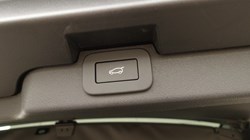 2025 (75) LAND ROVER DISCOVERY 3.0 D350 Metropolitan Edition 5dr Auto 5294808