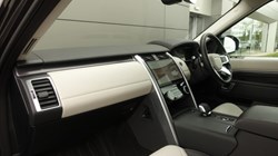 2025 (75) LAND ROVER DISCOVERY 3.0 D350 Metropolitan Edition 5dr Auto 5294848