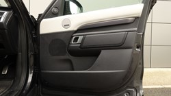 2025 (75) LAND ROVER DISCOVERY 3.0 D350 Metropolitan Edition 5dr Auto 5294835