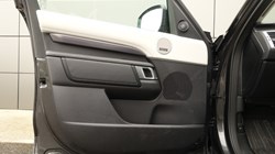 2025 (75) LAND ROVER DISCOVERY 3.0 D350 Metropolitan Edition 5dr Auto 5294847