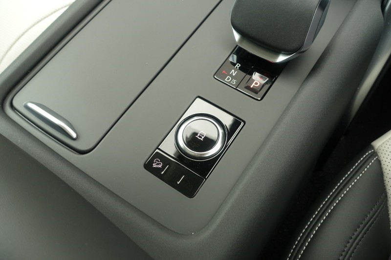 2025 (75) LAND ROVER DISCOVERY 3.0 D350 Metropolitan Edition 5dr Auto 5294828