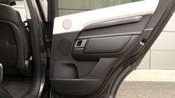 2025 (75) LAND ROVER DISCOVERY 3.0 D350 Metropolitan Edition 5dr Auto 5294839