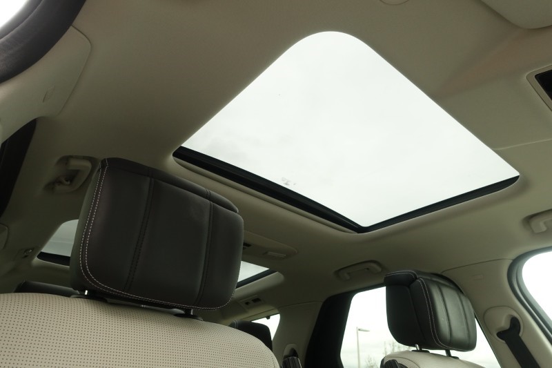 2025 (75) LAND ROVER DISCOVERY 3.0 D350 Metropolitan Edition 5dr Auto 5294833