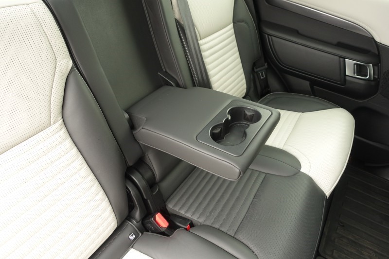 2025 (75) LAND ROVER DISCOVERY 3.0 D350 Metropolitan Edition 5dr Auto 5294843