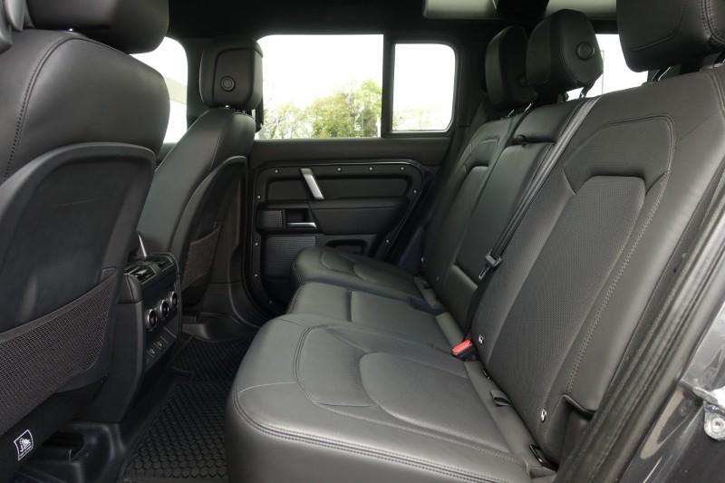 2022 (72) LAND ROVER DEFENDER 5.0 P525 V8 Carpathian Edition 110 5dr Auto 5316916