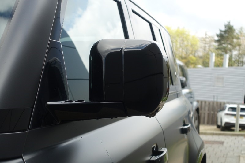 2022 (72) LAND ROVER DEFENDER 5.0 P525 V8 Carpathian Edition 110 5dr Auto 5316948