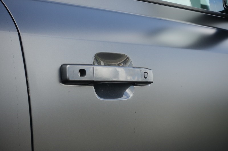 2022 (72) LAND ROVER DEFENDER 5.0 P525 V8 Carpathian Edition 110 5dr Auto 5316937