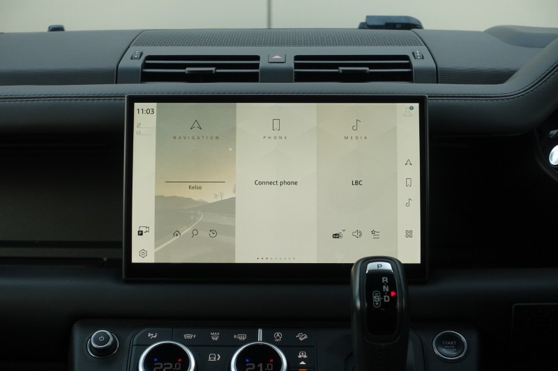 2022 (72) LAND ROVER DEFENDER 5.0 P525 V8 Carpathian Edition 110 5dr Auto 5316926