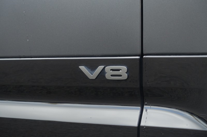 2022 (72) LAND ROVER DEFENDER 5.0 P525 V8 Carpathian Edition 110 5dr Auto 5316935