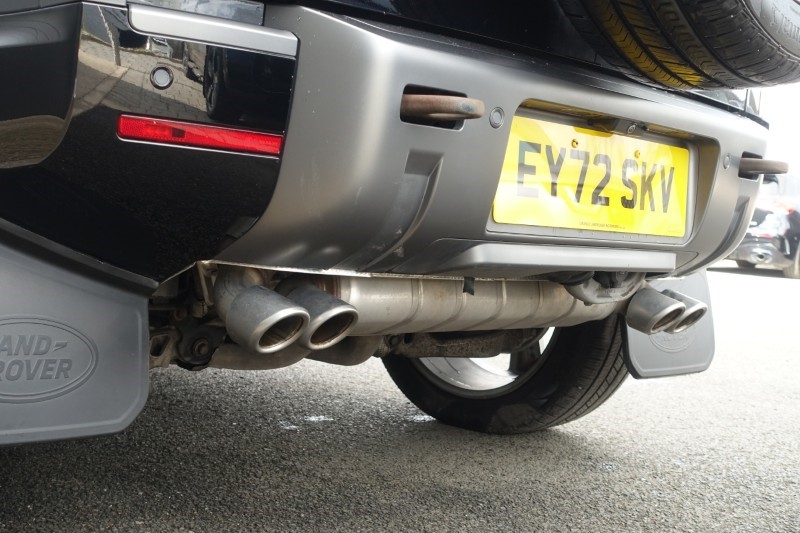 2022 (72) LAND ROVER DEFENDER 5.0 P525 V8 Carpathian Edition 110 5dr Auto 5316944