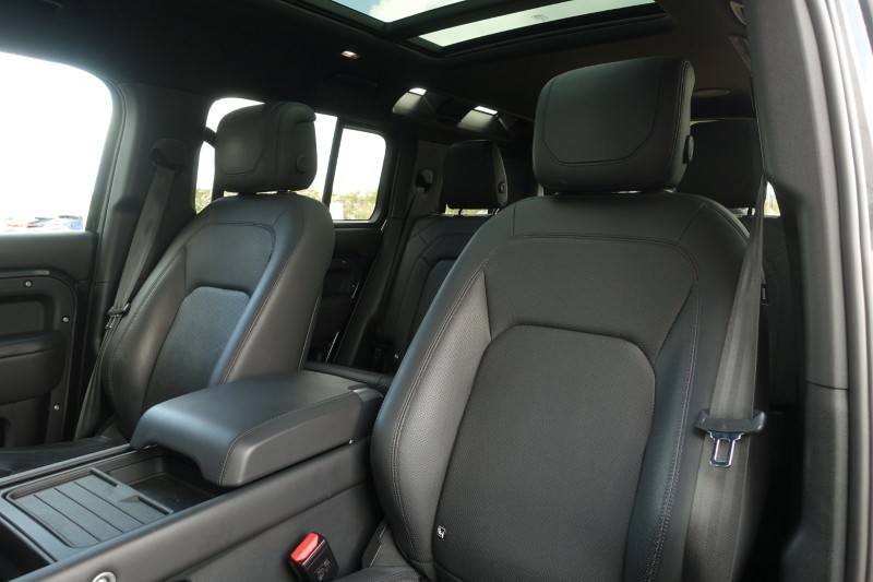 2022 (72) LAND ROVER DEFENDER 5.0 P525 V8 Carpathian Edition 110 5dr Auto 5316992