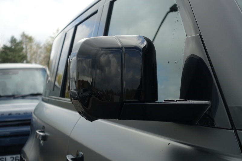 2022 (72) LAND ROVER DEFENDER 5.0 P525 V8 Carpathian Edition 110 5dr Auto 5316936