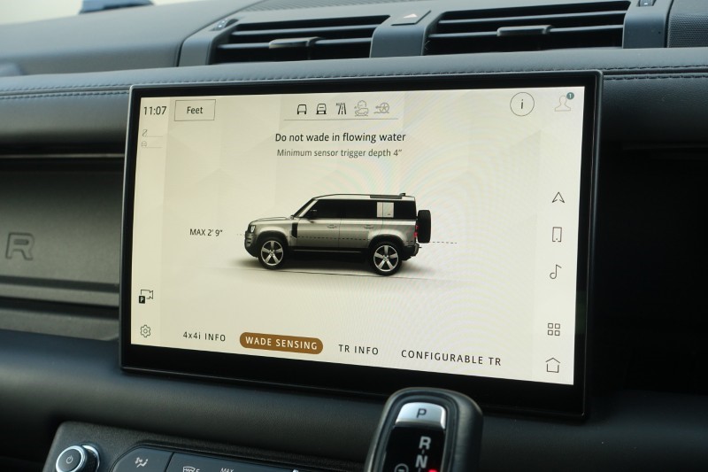 2022 (72) LAND ROVER DEFENDER 5.0 P525 V8 Carpathian Edition 110 5dr Auto 5316969