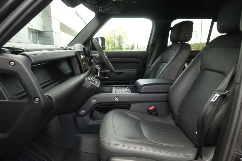 2022 (72) LAND ROVER DEFENDER 5.0 P525 V8 Carpathian Edition 110 5dr Auto 5316915