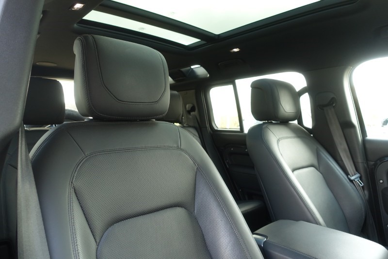 2022 (72) LAND ROVER DEFENDER 5.0 P525 V8 Carpathian Edition 110 5dr Auto 5316974