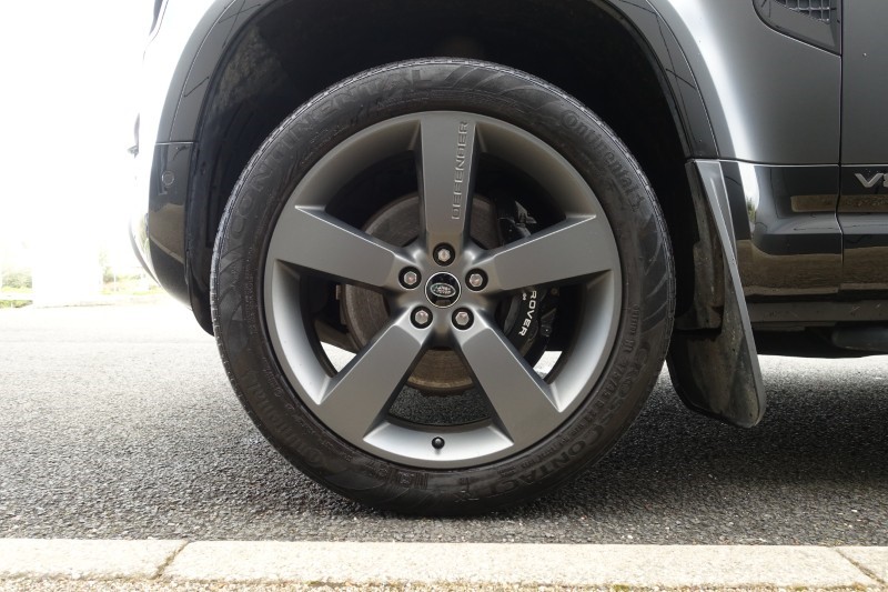 2022 (72) LAND ROVER DEFENDER 5.0 P525 V8 Carpathian Edition 110 5dr Auto 5316947