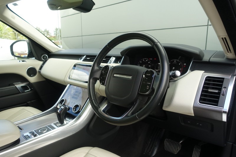 2018 (68) LAND ROVER RANGE ROVER SPORT 3.0 SDV6 HSE 5dr Auto 5371111