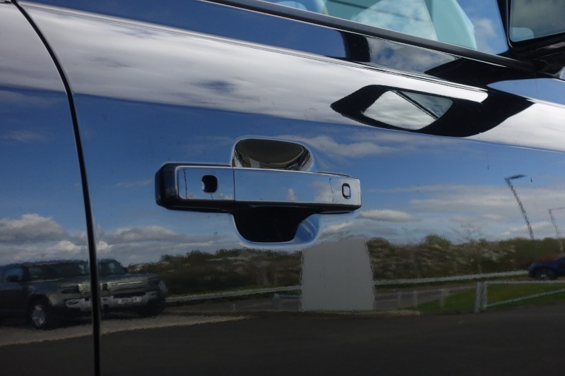 2026 (75) LAND ROVER DEFENDER 3.0 D350 X-Dynamic HSE 110 5dr Auto 5311205