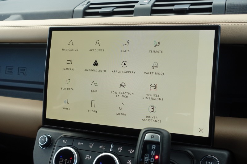 2026 (75) LAND ROVER DEFENDER 3.0 D350 X-Dynamic HSE 110 5dr Auto 5311226