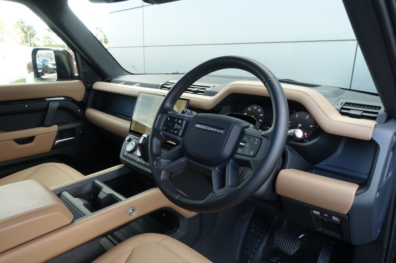 2026 (75) LAND ROVER DEFENDER 3.0 D350 X-Dynamic HSE 110 5dr Auto 5311231