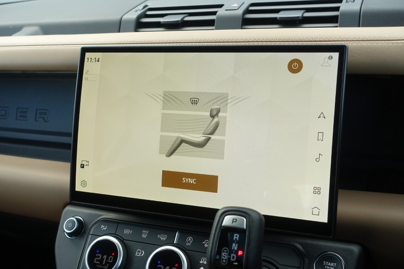 2026 (75) LAND ROVER DEFENDER 3.0 D350 X-Dynamic HSE 110 5dr Auto 5311228