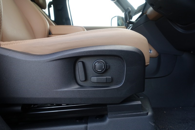 2026 (75) LAND ROVER DEFENDER 3.0 D350 X-Dynamic HSE 110 5dr Auto 5311235