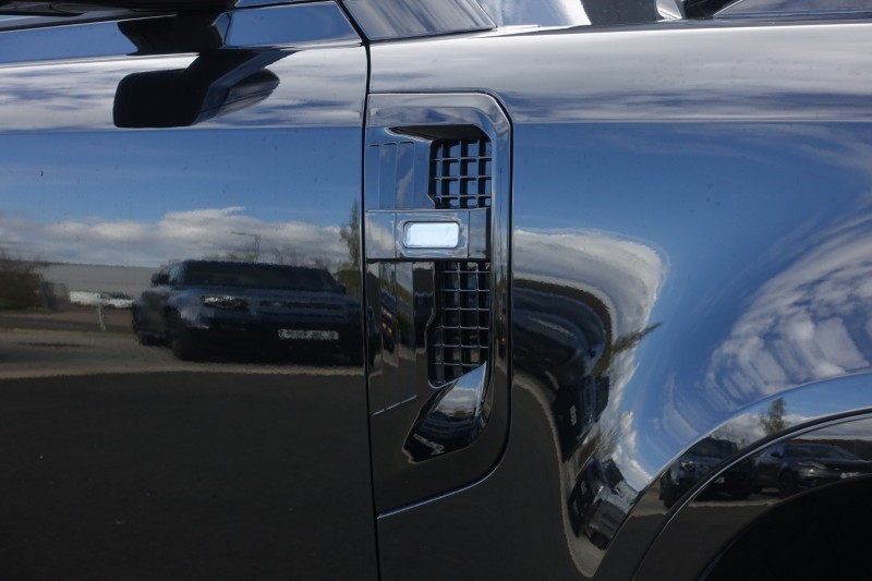 2026 (75) LAND ROVER DEFENDER 3.0 D350 X-Dynamic HSE 110 5dr Auto 5311198