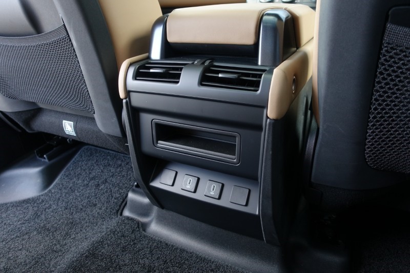 2026 (75) LAND ROVER DEFENDER 3.0 D350 X-Dynamic HSE 110 5dr Auto 5311196