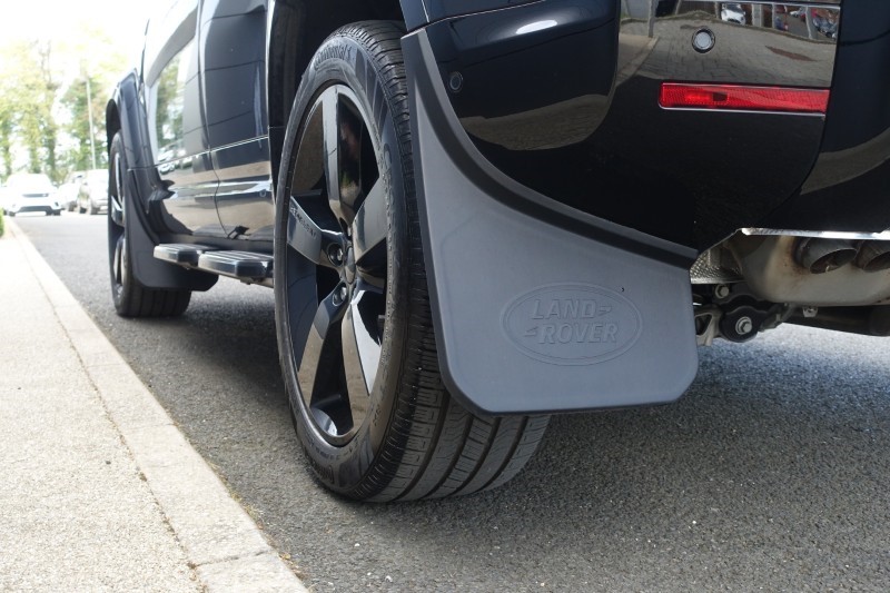 2026 (75) LAND ROVER DEFENDER 3.0 D350 X-Dynamic HSE 110 5dr Auto 5311212