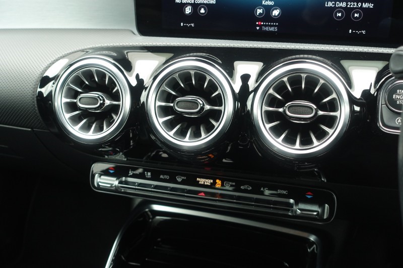 2021 (71) MERCEDES-BENZ A CLASS A35 4Matic Executive Edition 5dr Auto 5317839