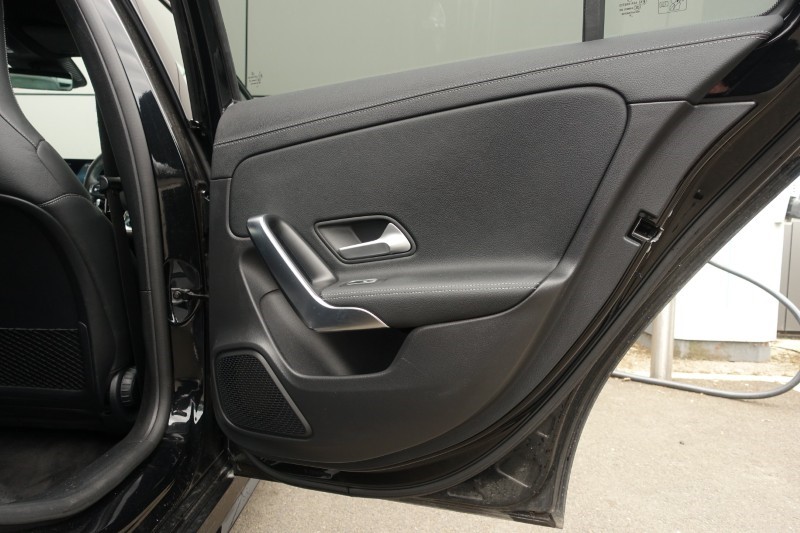 2021 (71) MERCEDES-BENZ A CLASS A35 4Matic Executive Edition 5dr Auto 5317848