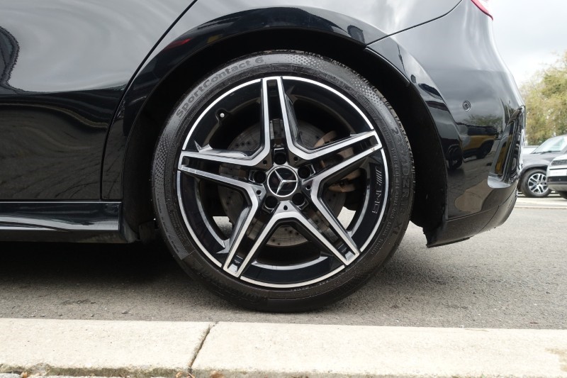 2021 (71) MERCEDES-BENZ A CLASS A35 4Matic Executive Edition 5dr Auto 5317828