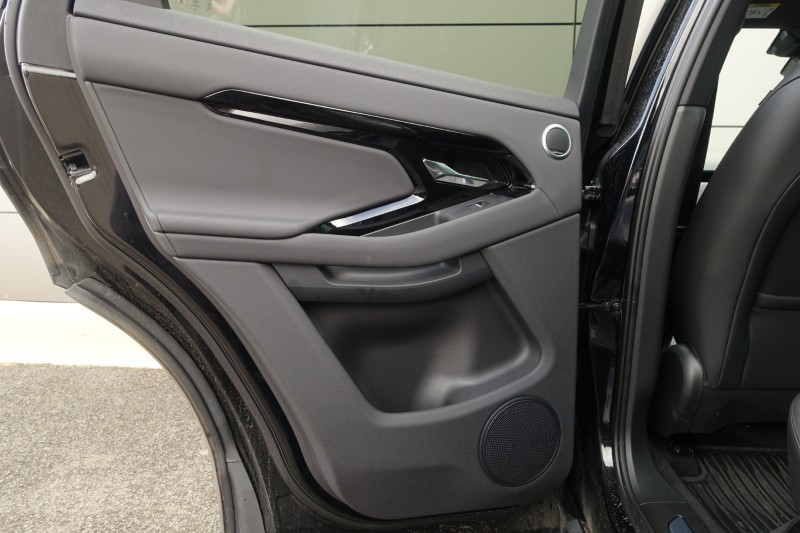 2025 (75) LAND ROVER RANGE ROVER EVOQUE 1.5 P270e Dynamic SE 5dr Auto 5295378