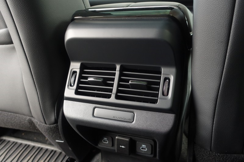 2025 (75) LAND ROVER RANGE ROVER EVOQUE 1.5 P270e Dynamic SE 5dr Auto 5295343