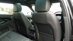 2025 (75) LAND ROVER RANGE ROVER EVOQUE 1.5 P270e Dynamic SE 5dr Auto 5295375