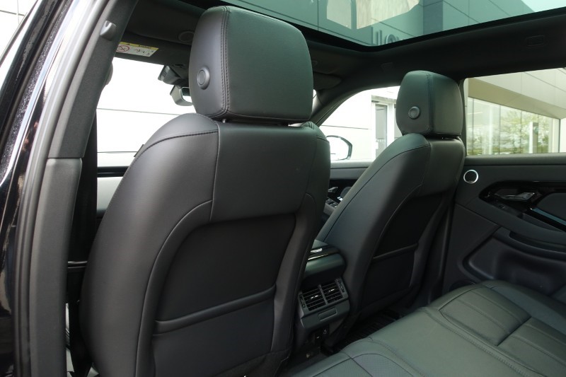 2025 (75) LAND ROVER RANGE ROVER EVOQUE 1.5 P270e Dynamic SE 5dr Auto 5295379