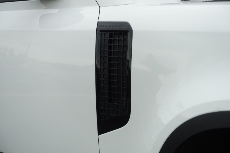 2025 (25) LAND ROVER DEFENDER 3.0 D350 S 90 3dr Auto 5381810