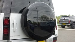 2025 (25) LAND ROVER DEFENDER 3.0 D350 S 90 3dr Auto 5381818