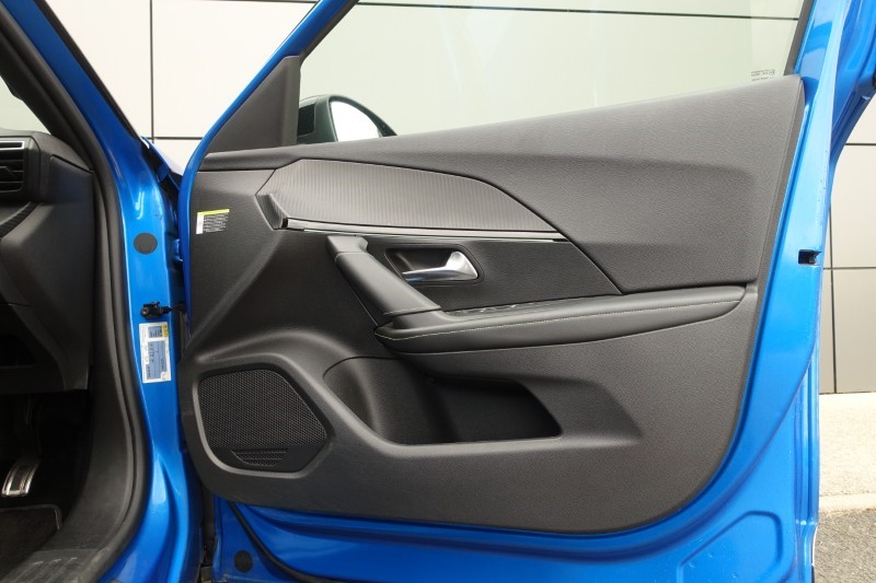 2020 (20) PEUGEOT E-2008 100kW GT Line 50kWh 5dr Auto 5358382