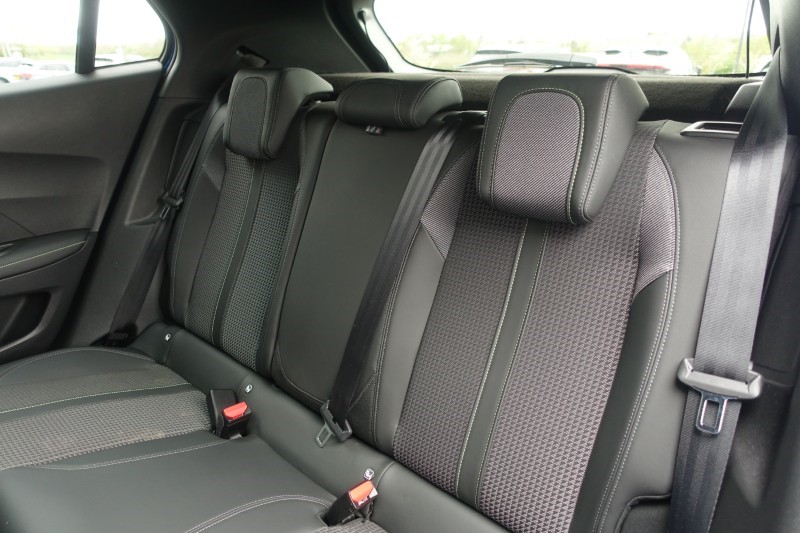 2020 (20) PEUGEOT E-2008 100kW GT Line 50kWh 5dr Auto 5358389