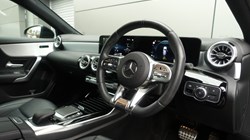 2021 (71) MERCEDES-BENZ A CLASS A35 4Matic Executive Edition 5dr Auto 5417253